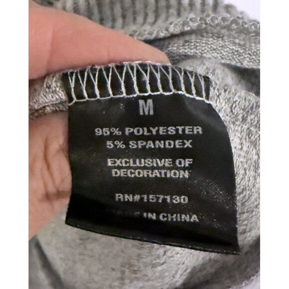 LOVE + LACE Top Women’s M Gray 3/4 Sleeve Bling Skii Season Graphic Sweater - Picture 10 of 11